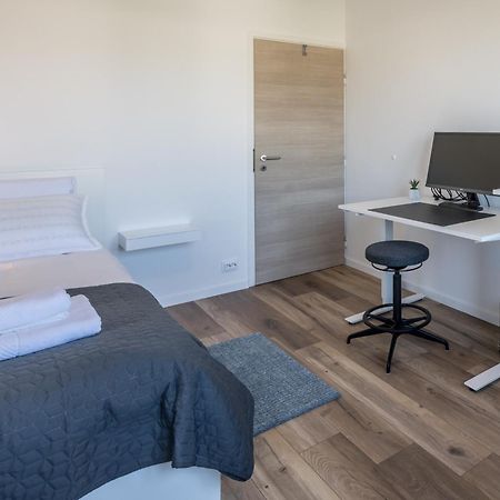 Sundowners Apartment, 52Qm, Double & Single Bed, 10 Min From Old Town Of สปลิท ภายนอก รูปภาพ