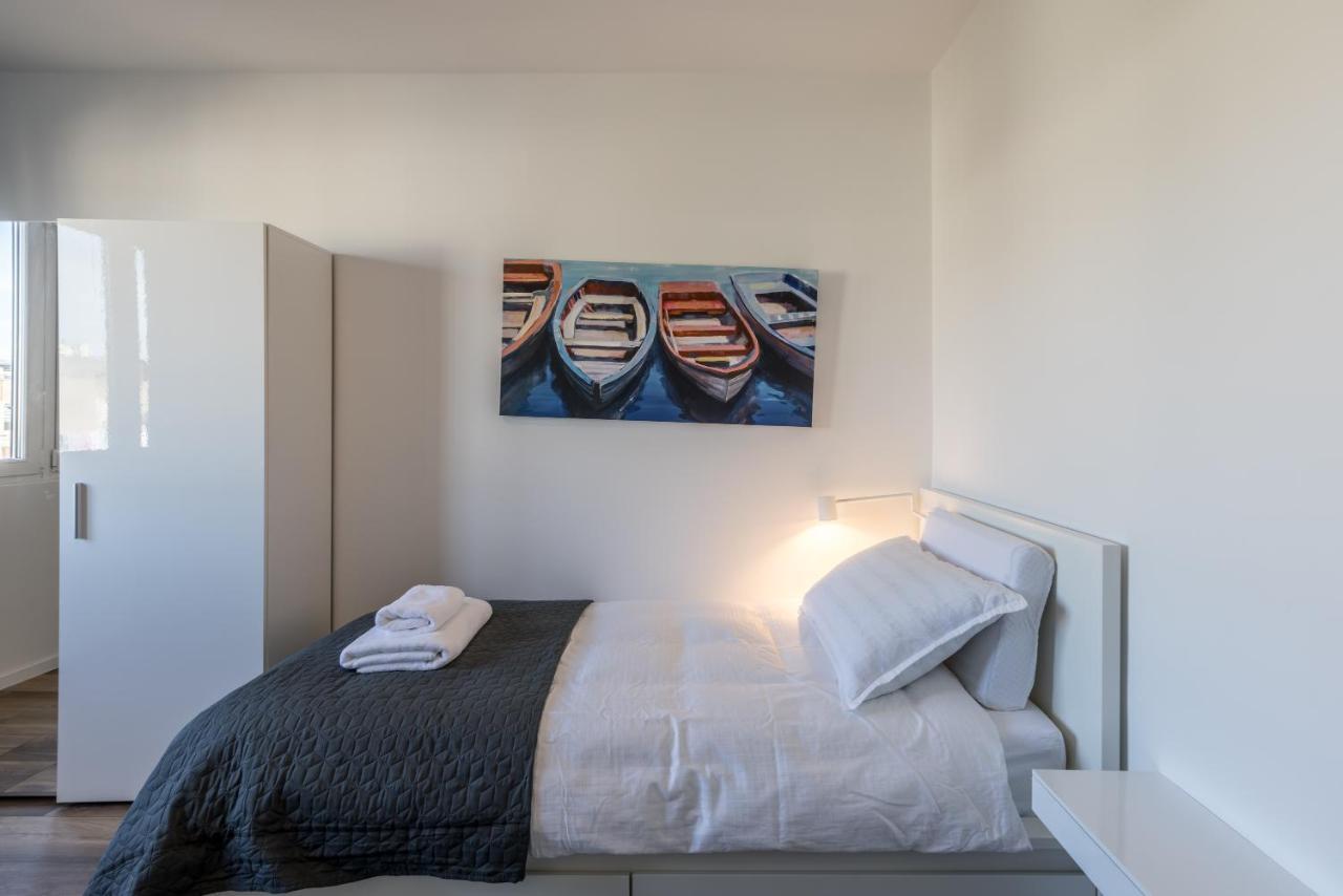 Sundowners Apartment, 52Qm, Double & Single Bed, 10 Min From Old Town Of สปลิท ภายนอก รูปภาพ